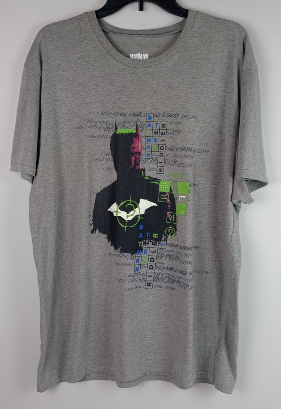 Batman Mens L Grey Batman Silhouette Green Riddler Graffiti Text Graphic Tshirt